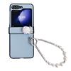 Funda de teléfono con patrón de lichi y pedrería de camelia para Samsung Zflip7, con cadena de mano de perlas, funda protectora para Zflip6/5