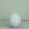 Jarrón Redondo Blanco Adornos de Alta Calidad Adornos de Flores para Sala de Estar Cerámica Cruda Retro Tarro de Luna Decoración Zen para Casa de Huéspedes
