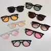 Nuevo Estilo Caliente Transfronterizo Gafas de Sol de Cuatro Clavos Multicolor Rubor Gafas de Sol Degradadas Artefacto de Maquillaje de Verano Hoja de Té Sol