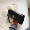 Otoño 2026 Nuevo Bolso de Mujer Elegante y Sencillo Bolso de Hombro Único Chic y Moderno Color Sólido Bolso Cuadrado Pequeño con Textura para el Trabajo y los Viajes