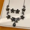 Set de Collar y Pendientes Usado Vintage de Cristal con Forma de Gota de Agua y Flor Diseño de Nicho Exquisito Versátil Joyería