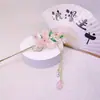Horquilla Antigua con Flecos de Perlas y Flores Falda de Cara de Caballo Horquilla de Aleación Clásica con Pasos Oscilantes Accesorios Vintage de Gama Alta de Nicho