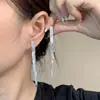 Pendientes de Clip de Lujo Ligero Estilo Hong Kong sin Agujeros para Orejas Pendientes Geométricos de Perla y Camelia para Mujer Sentido Avanzado Simples Elegantes Pendientes Versátiles