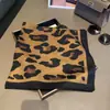 Bufanda de Cinta Elegante de Gama Alta, Bufanda Cuadrada Versátil y Única con Estampado de Leopardo, Pañuelo Decorativo Vintage para Sombrilla y Protección Solar, Bufanda de Seda, Bufanda Cuadrada