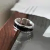 Anel com Esmalte Drip Preto para Mulheres, Joia de Anel Aberto Ajustável com Design de Nicho Fashion e Único Estilo Ins
