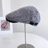 Chapéu retrô listrado fashion para mulheres, boné de bico de pato casual versátil de outono, boina estilosa para usar ao contrário, moderno