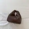 Bolso de mano grande, casual y relajado, estilo commuter 2026, moderno y único, bolso de hombro, bolso tote para el antebrazo para mujer
