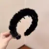 Faixa de Cabelo de Pelúcia Denteada Estampa de Leopardo Retro Coreana para Mulheres Versátil Nova Antiderrapante Grampo de Cabelo Faixa de Cabeça Outono e Inverno 2025