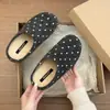 Zapatillas de algodón cálidas de invierno sin cordones para mujer, puntera cerrada, de moda, con plataforma oculta, suela gruesa, de lunares, forradas de felpa, algodón 2026
