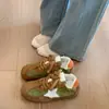 Zapatillas de ballet patchwork de estrella retro de nicho para mujer, nuevo estilo de moda de verano, suela fina con aumento de altura interno, zapatos casuales versátiles