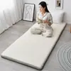 Colchones al por mayor, cojines suaves para viviendas de alquiler, uso doméstico, colchonetas de espuma individuales para dormitorios estudiantiles, tapetes de piso, colchones plegables para cama, ropa de cama