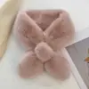 Otoño e Invierno 2024 Nuevo Celebridad de Internet Versátil Bufanda de Felpa Cruzada de Lana Bufanda Cálida para Proteger el Cuello para Mujer Corea del Sur Imitación de Piel de Conejo