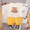 Traje de verão para meninos 2024 novo infantil bebê moda casual tridimensional hambúrguer manga curta duas peças venda direta