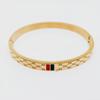 Pulsera familiar antigua de origen transfronterizo de fábrica, pulsera de acero de titanio con pegamento rojo y verde, tendencia de moda, pulsera con hebilla para mujer Iins