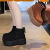 Botas Martin da Moda para Mulheres Petite com Solado Grosso Inverno 2025 Novas Confortáveis de Pelúcia Quentes Super Tendência Botas Slim