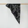 Lenço de Cabeça Estilo Étnico, Lenço Triangular de Sarja Imitação de Seda com Estampa Paisley, Touca, Lenço Triangular com Estampa Paisley Atacado