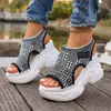 Sandalias de verano 2026 de boca de pez, transfronterizas, talla grande, con plataforma, de tacón alto, tejidas, de tacón de cuña, de suela gruesa, deportivas para mujer