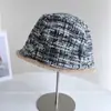 Chapéu de Pescador Família Estilo Tweed Xadrez Grosso Feminino Outono Inverno Quente Borda de Pelúcia Cashmere Chapéu Bacia Tendência