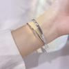 Pulsera de Trébol de Cuatro Hojas de Doble Aro para Mujer Pulsera Versátil Cobre Blanco Plateado Tres Vidas III Pulsera Diseño Nicho Sentido de Alta Gama