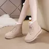 Nuevas Botas de Nieve de Invierno 2026 para Mujer, Botines Cortos, Zapatos Cálidos de Algodón, Zapatos de Algodón con Cordones Estilo Coreano para Estudiantes, Venta al por Mayor desde el Fabricante para Mujeres