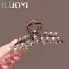 2025 Nuevo Clip Casual de Cristal y Perla Pinza para el Cabello de Alta Gama para Mujer Pinza de Tiburón para la Parte Posterior de la Cabeza Pinza para el Cabello