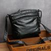Bolsa pequena retrô 2025 nova bolsa feminina europeia e americana moda feminina bolsa de ombro casual simples bolsa crossbody para cross-border