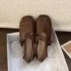 Sandálias femininas de design retrô moderno com biqueira vazada para o verão de 2026, novo estilo, sapatos casuais respiráveis para usar com saias