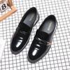 Sapatos de couro para homens da juventude Moda coreana Sapatos de negócios masculinos na moda Sapatos de negócios Sapatos de pé para homens Sapatos de negócios Sapatos de couro masculinos