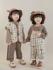 Abrigo de oso de primavera y otoño para niños Wulibuyi chaleco de doble cara camiseta con estampado de dibujos animados para bebé pantalones casuales con tirantes