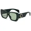 Gafas de Sol Cuadradas Europeas y Americanas de Nueva Tendencia para Pasarela, Gafas de Sol con Montura Grande y Accesorios Metálicos Personalizados para Mujer, Gafas Versátiles