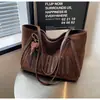 Bolso de Hombro Retro de Gama Alta 2025 Nuevo Estilo Bolso de Mano para Mujer, Bolso Tote de Gran Capacidad de Gama Alta para el Trabajo y los Viajes Diarios