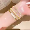 Brazalete Abierto de Doble Capa de Circonita Super Brillante Europeo y Americano, Pulsera de Lujo Ligero de Alto Nivel y Temperamento, Joyería de Mano Retro Exquisita de Nicho para Mujeres