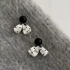 Brincos de laço com bolinhas estilo coreano com gotas de óleo, novo modelo popular de 2026, brincos únicos e bonitos com um toque de luxo leve e de alta qualidade