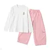 Conjunto de Roupas de Outono para Meninas 2026 Novo Estiloso Crianças de Tamanho Médio e Grande Camiseta de Manga Longa Moletom de Primavera e Outono Calça de Perna Larga Conjunto de Duas Peças