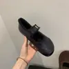 Zapatos Mary Jane Peludos Estilo Francés Moda de Invierno 2026 Versátiles Felpa Correa Única Cálidos Mocasines Planos Mocasines de Algodón