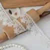 Encaje de Bordado Soluble en Agua con Forma de Flor Fina Blanco y Negro de 3 cm Juguetes Hechos a Mano para Bricolaje Accesorios para Ropa Íntima