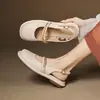 2025 nuevo estilo Joker suela suave superficie suave tacón bajo 2.5cm punta cerrada trasera aire fresco zapatos talla grande para mujer zapatos de moda