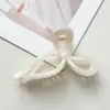 Presilha de Cabelo Semicircular com Padrão de Mármore de Novo Estilo Transfronteiriça para Mulheres, Grampo Elegante para a Parte de Trás da Cabeça, Acessório de Cabelo de Alta Qualidade