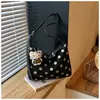 Bolsa Tote Minimalista Texturizada com Bolinhas para Axila Outono 2026 Lançamento Novo Design de Nicho Bolsa de Mão Casual com Personalidade Bolsa de Ombro