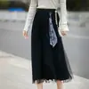 Saia Patchwork de Renda para Mulheres Outono 2026 Nova Cintura Alta Emagrecedora Solta Comprimento Médio Versátil Tendência Floral