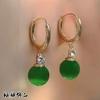 Brincos Verdes 2026, Novos Brincos Versáteis de Luxo Simples e Elegantes, Brincos Femininos da Moda Popular de Nicho