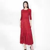 Vestido Plissado de Alta Qualidade Estilo Issey Miyake Resistente para Mulheres, Novo Modelo Primavera e Outono, Manga Três Quartos, Caimento Solto, Tamanho Grande, Emagrecimento, Elegante Estilo Longo