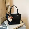 Bolsa de Mão Simples e Estilosa 2026 Verão Nova Textura Vintage Bolsa Saco Tendência Feminina Bolsa de Ombro Transversal para o Dia a Dia