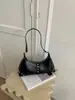 Bolso de Hombro Tachonado Dulce y Fresco para Niña 2026 Nuevo Bolso de Hombro Vintage de Gran Capacidad Bolso de Mano de Hombro Único