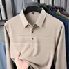 2026 Nueva Camiseta de Manga Larga para Hombre Camisa Polo de Manga Larga Rayada Ropa para Papá Amigable con la Piel Cómoda Top de Capa Base