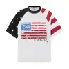 2026 Nova Camiseta Pesada com Estampa de Bandeira Ombro Normal Manga Curta Verão Feminina Estilo College Solta Moda Top Raglan