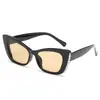 Duchi Moda Nueva Retro Borde de Perla Ojo de Gato Estilo Ins Chica Picante Disparo Callejero Gafas de sol Decorativas