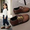 Correas para el pie retro versátiles y cómodas Estampado de leopardo Niñas Otoño 2026 Nuevo Birkenstock Casual para ir al trabajo Suela suave Ligeras Zapatos individuales