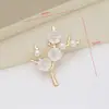 Rama de ciruelo de aleación, adornos de perlas, accesorios para sobres rojos de boda, materiales para abanicos de novia y materiales para atuendos de boda tradicionales chinos