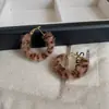 Pendientes Geométricos con Estampado de Leopardo y Terciopelo de Pelo de Caballo Retro para Mujer 2025 Nuevo Estilo Pendientes de Moda Exagerados Joyería para Orejas de Nicho